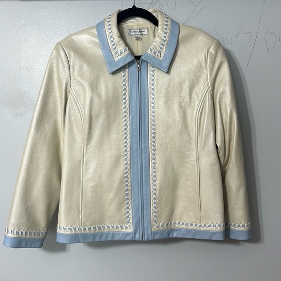 St. John Jackets & Blazers - ST JOHN SPORT LEATHER PEARL &LIGHT BLUE JACKET LARGE